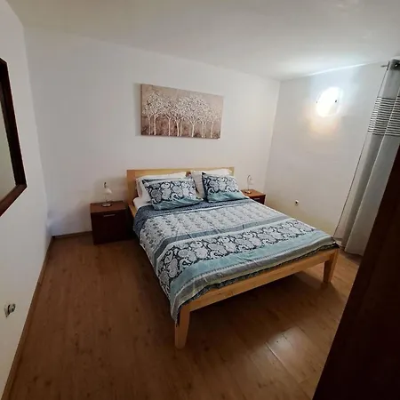 Fuer 4 Personen 1 Kind Ca, 95 M Sup2 In Pula, Istrien Und Umgebung Apartment Pula