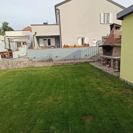 Fuer 4 Personen 1 Kind Ca, 95 M Sup2 In Pula, Istrien Und Umgebung Pula